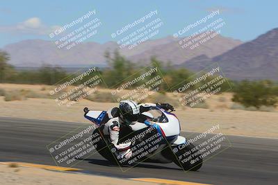 media/Oct-01-2023-SoCal Trackdays (Sun) [[4c570cc352]]/Turn 7 Inside (11am)/